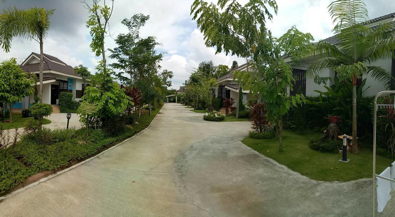Dusita Grand Resort Hat Yai Exterior photo